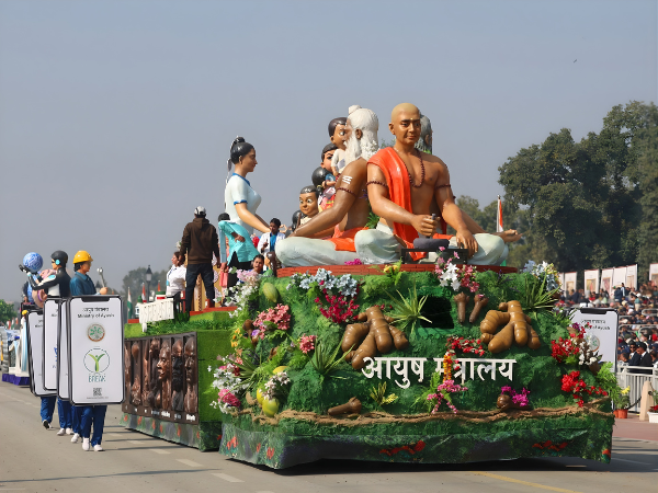 Incredible-Design-Showcases-Two-Iconic-Republic-Day-Parade-Tableaux-Celebrating-Ayush-and-the-Legacy-of-Punyashloka-Lokmata-Devi-Ahilyabai-Holkar.png